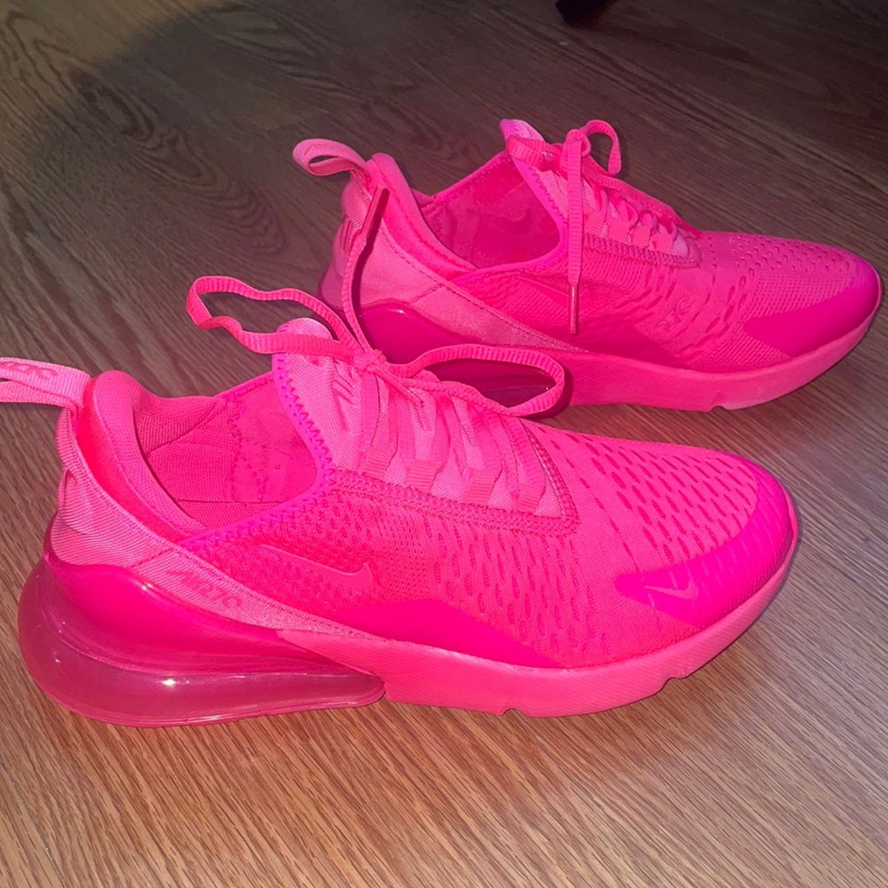 Nike air max . Worn once size 9